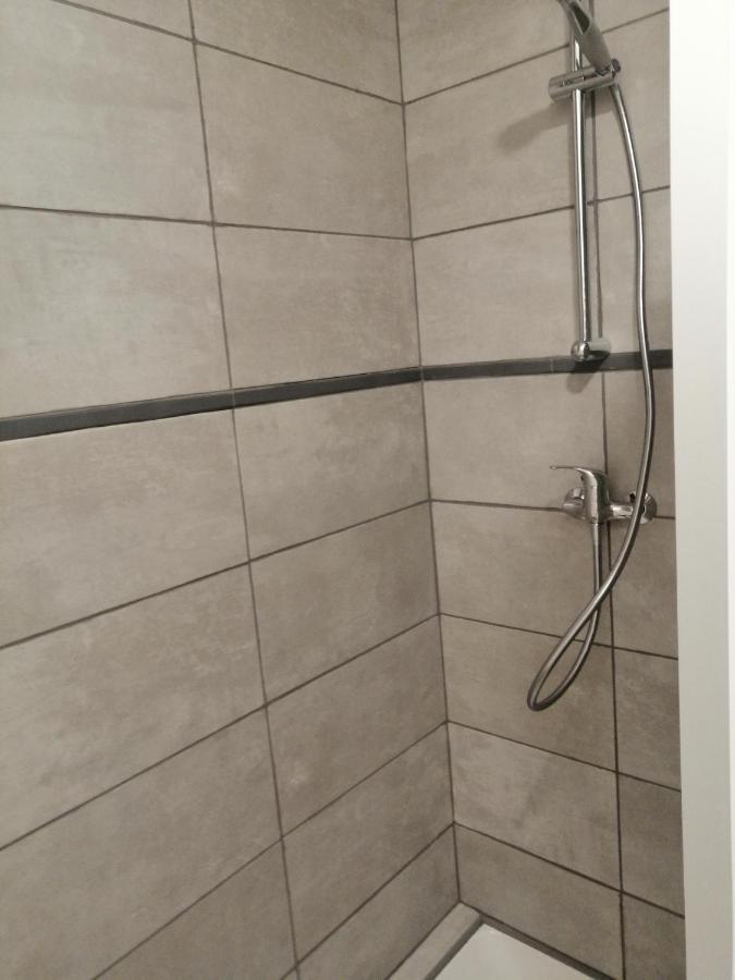 Joyeuse, Superbe Appartement D'Environs 30M2. Exteriör bild