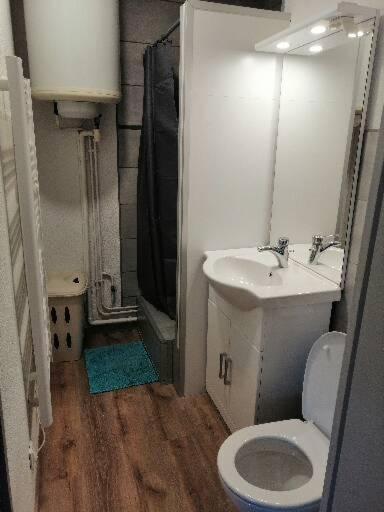 Joyeuse, Superbe Appartement D'Environs 30M2. Exteriör bild